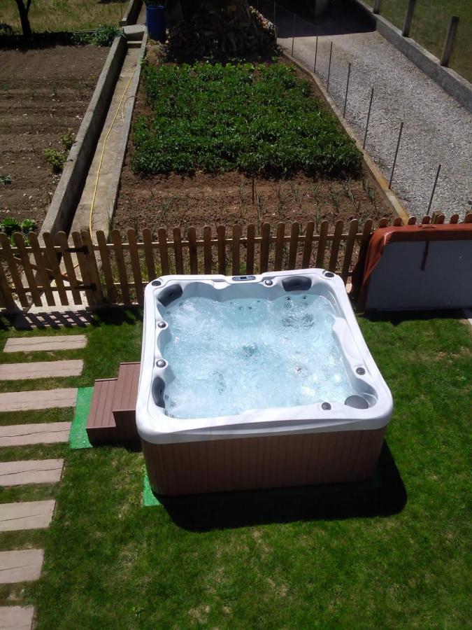 Apartamento Rural Casa Paco Con Jacuzzi Exterior Y Barbacoa Aínsa Exterior foto